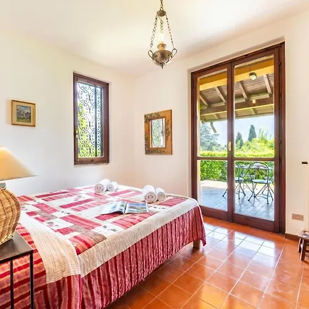 Antica Isola Giardino Apartment