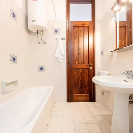 Antica Isola Giardino * سالا كوماسينا